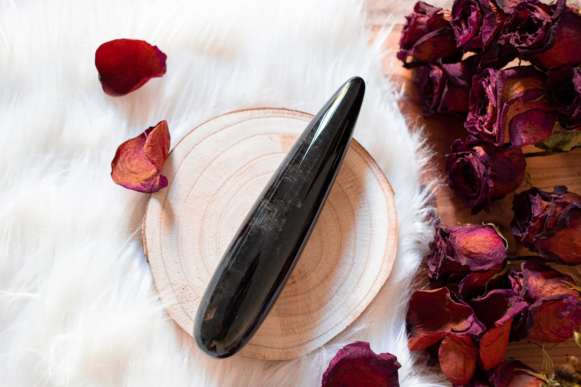 BLACK VENUS TRADITIONAL WAND